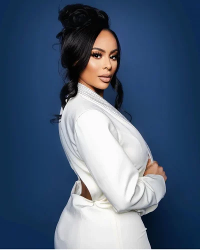 Alexis_Skyy-1